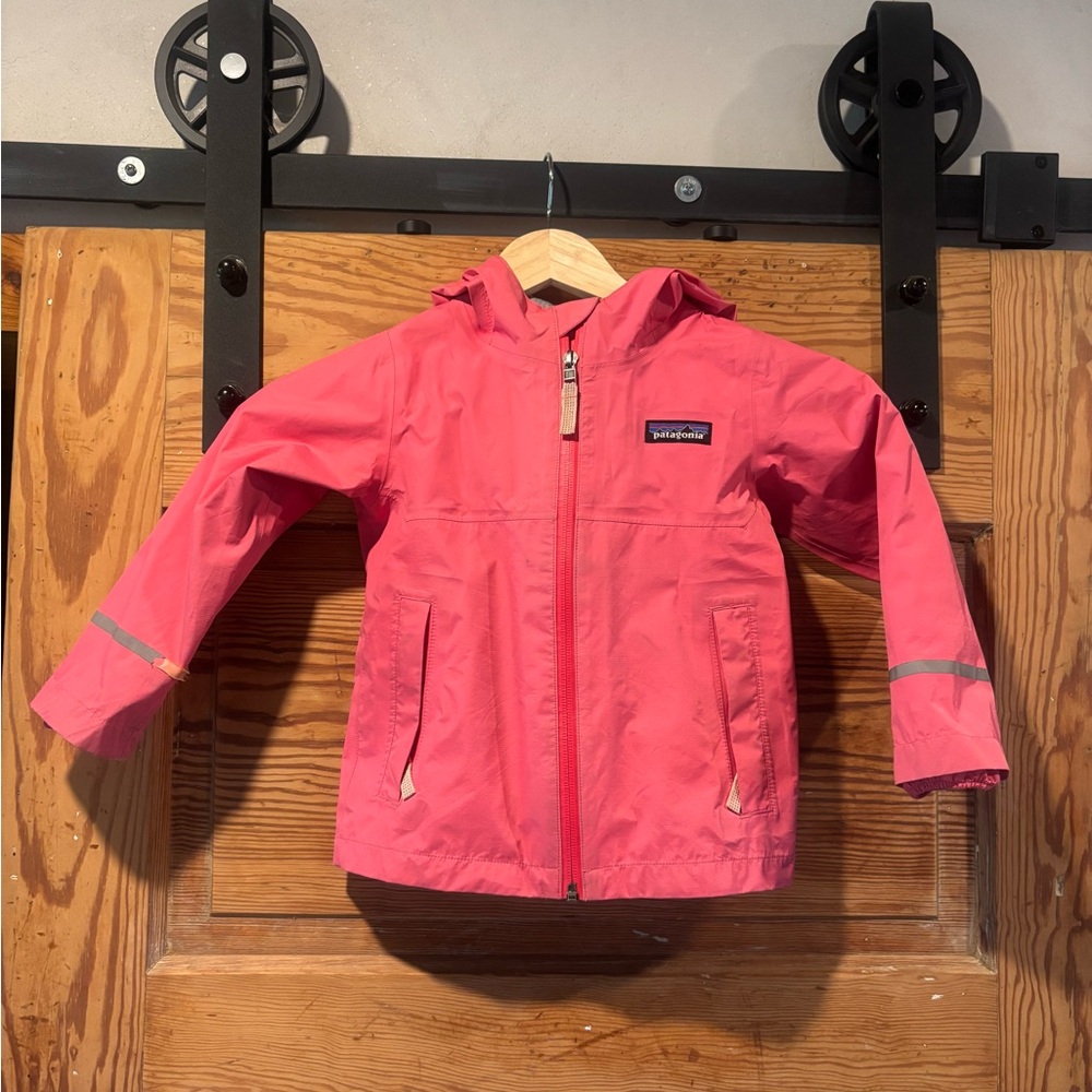 Patagonia Pink Hooded Toddler Torrentshell Rain Jacket size 2T